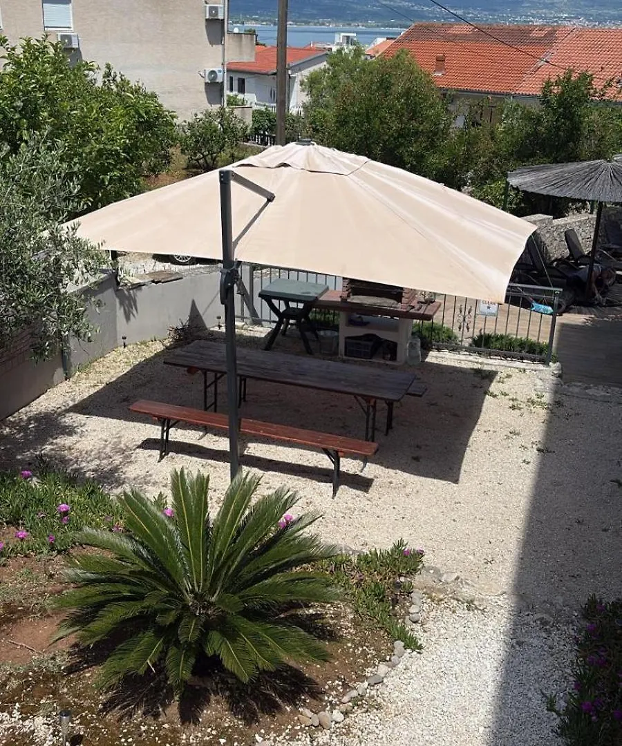 Apartment Carica In Kroatien Slatine