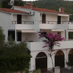  Apartman Zvonimir